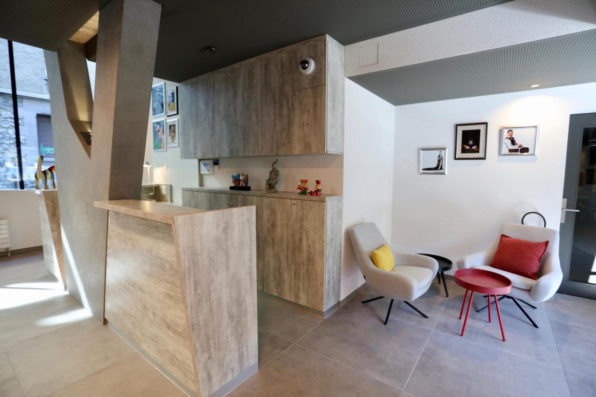 "The Freddie Mercury" Hotel Монтрьо Екстериор снимка