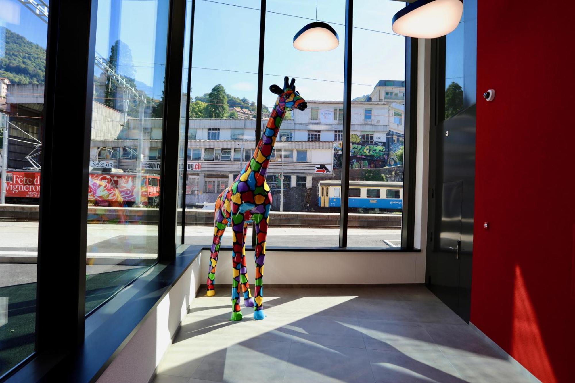 "The Freddie Mercury" Hotel Монтрьо Екстериор снимка